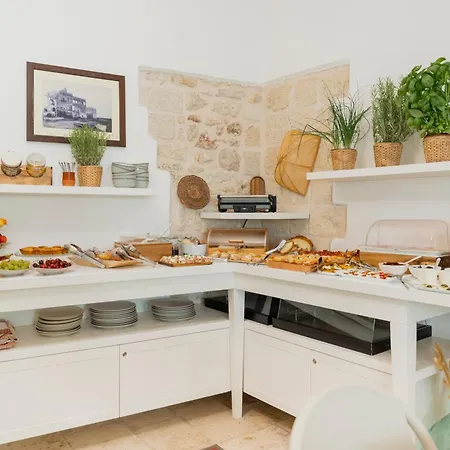 Antico & فندق مبيت وإفطار بولينيانو آ ماري