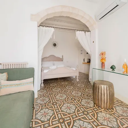 Antico & 4* بولينيانو آ ماري