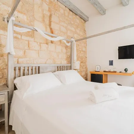 Antico & Bed and breakfast