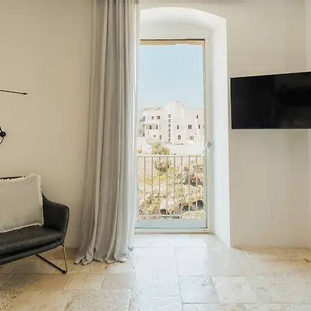 Antico & Bed and breakfast 4*
