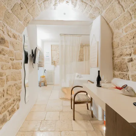 Bed and Breakfast Antico & 4*